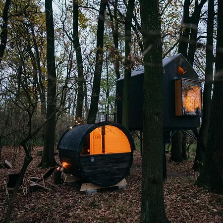 Keepcalm Treehouse Far From The Civilization ロッジ Smidary