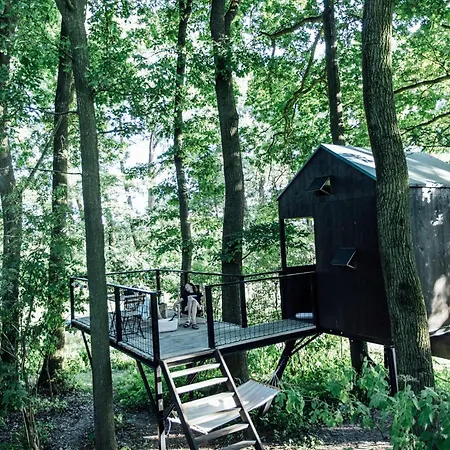 Keepcalm Treehouse Far From The Civilization * Smidary