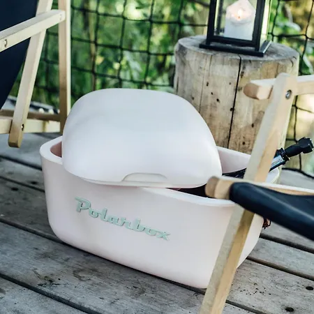 Keepcalm Treehouse Far From The Civilization * Smidary